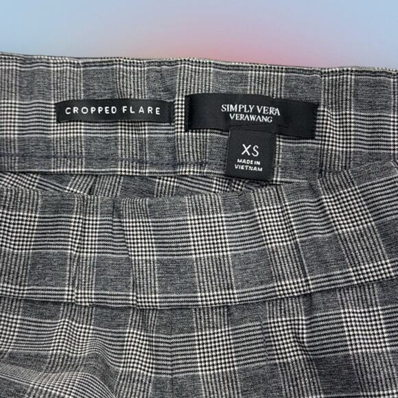 SIMPLY VERA Women’s XS Gray Plaid CROPPED FLARE Pull On Pant - Picture 4 of 4